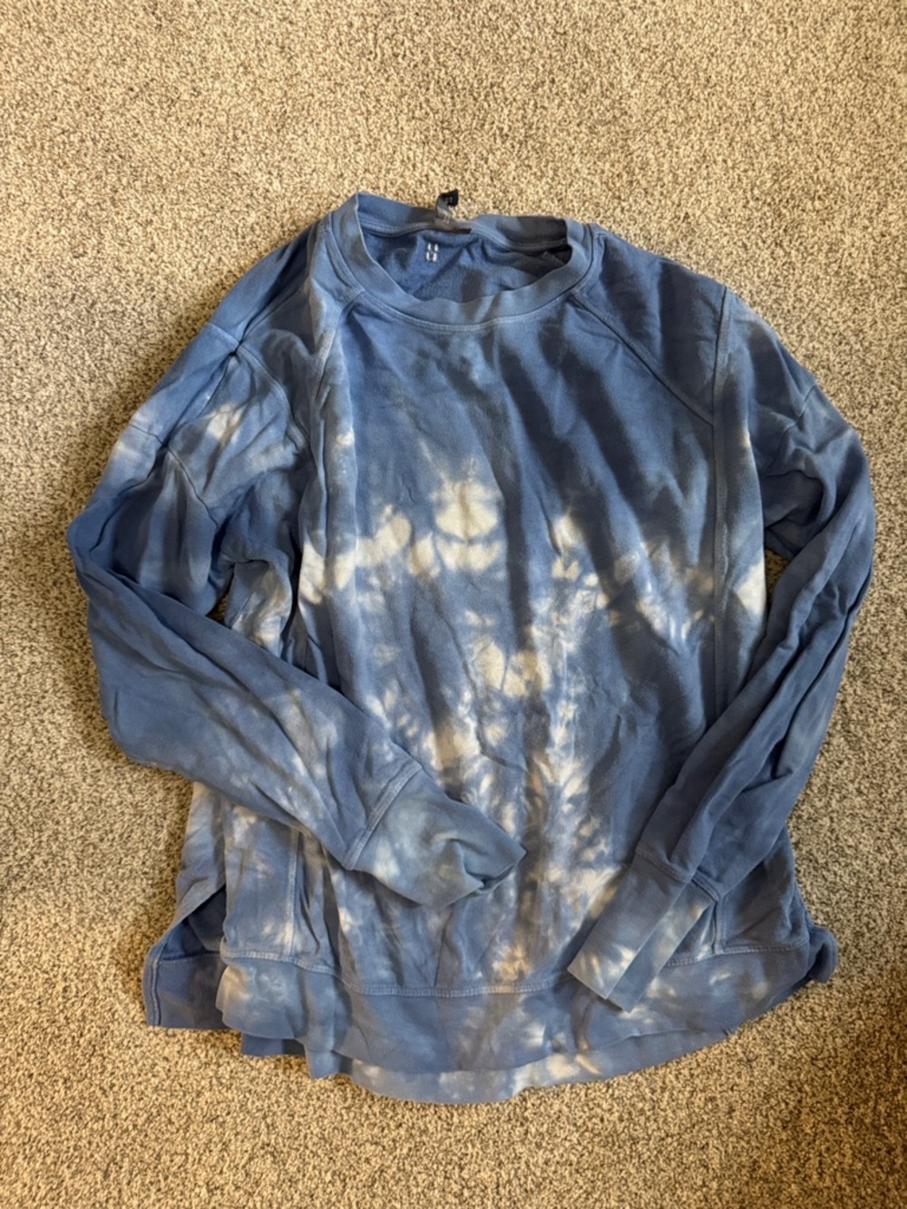 Sweaty Betty Blue Tie-Dye Long Sleeve Pullover